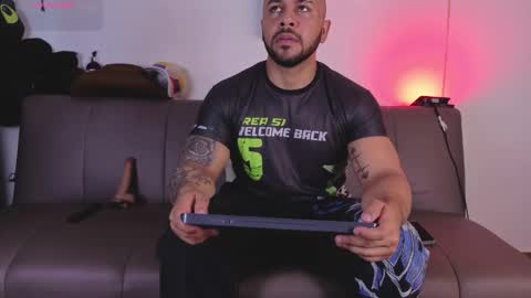 elian online show from February 2026 07:01:01 PM