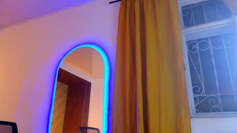 Snapshot of elian_craiggggg chatting on March 2026 04:18:01 AM Elian online show from March 2026 04:18:01 AM