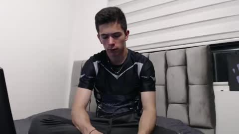 Elian online show from March 2025 12:04:01 AM