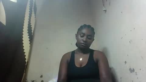 eliannee online show from December 2025 05:41:01 PM