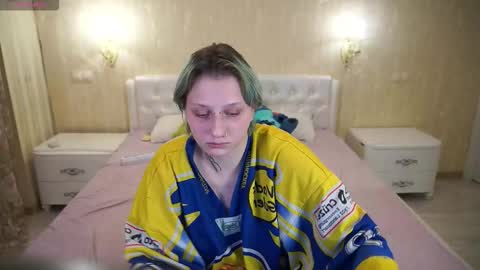 Luna online show from February 2026 12:07:02 AM