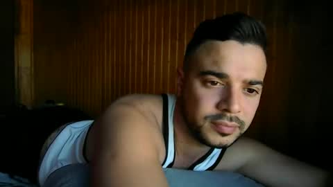 eliasleonp online show from January 2026 09:29:01 PM