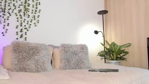 Snapshot of elicortes_ chatting on May 2026 01:13:01 AM Eli online show from May 2026 01:13:01 AM
