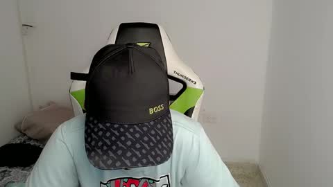 Snapshot of elii_797 chatting on March 2025 05:35:02 PM bby-santy online show from March 2025 05:35:02 PM