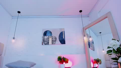 Snapshot of eliizabeth_roberts chatting on December 2024 07:53:01 AM E L I I Z A B E T H online show from December 2024 07:53:01 AM