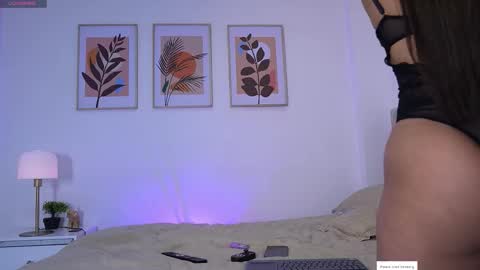 Snapshot of eliizabeth_roberts chatting on December 2025 11:42:02 PM E L I I Z A B E T H online show from December 2025 11:42:02 PM