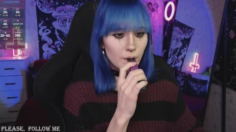 Snapshot of elika_kay chatting on December 2024 10:56:01 PM MORE ME online show from December 2024 10:56:01 PM