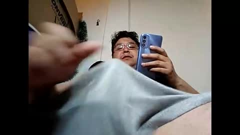 elimposstor online show from January 2025 08:18:01 PM