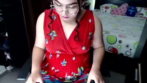 Elina  online show from March 2025 06:11:02 PM