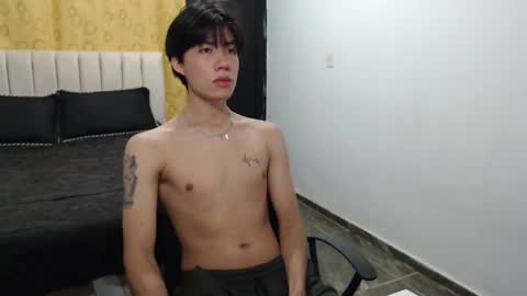 Snapshot of elio_collem chatting on February 2025 08:13:02 AM ELIO online show from February 2025 08:13:02 AM