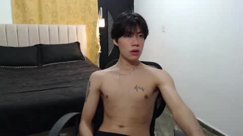 Snapshot of elio_collem chatting on February 2025 08:50:01 AM ELIO online show from February 2025 08:50:01 AM