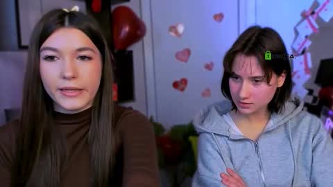 elis_sunny online show from February 2026 12:21:01 PM