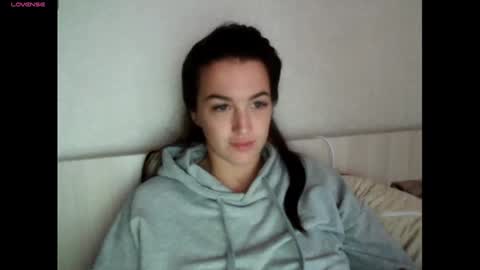 Snapshot of elisa_dove208 chatting on September 2025 04:04:02 AM elisa_dove208 online show from September 2025 04:04:02 AM
