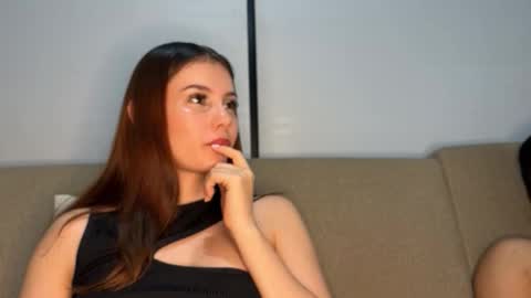 Elisabet william online show from October 2025 04:01:02 AM