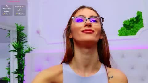 ElisaCharm online show from December 2025 03:45:02 AM