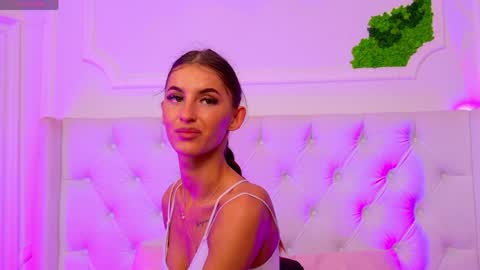 ElisaCharm online show from May 2026 04:10:01 AM