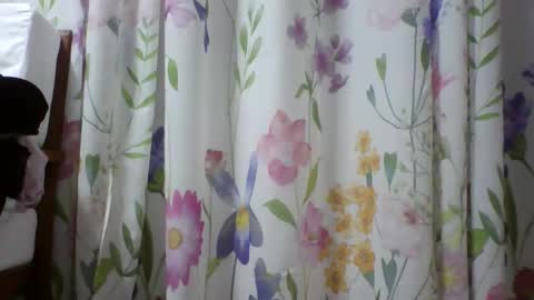 elisacich online show from March 2026 07:42:01 PM