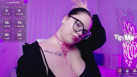 Eliss online show from November 2025 05:26:01 PM