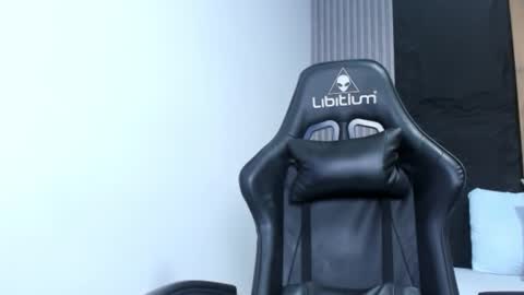 E L I S S A online show from January 2025 07:10:01 PM