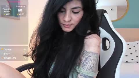 E L I S S A online show from March 2025 08:30:01 AM