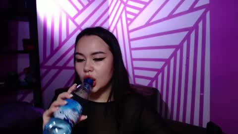 elissexbit online show from October 2025 11:41:02 AM