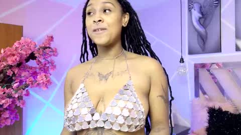 elit noa online show from December 2025 07:42:02 PM