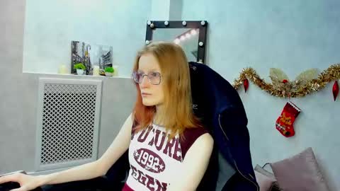 Snapshot of elizabeth_harpper chatting on January 2025 01:31:02 AM Elizabeth online show from January 2025 01:31:02 AM