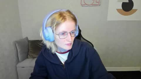 Snapshot of elizabeth_harpper chatting on September 2025 12:56:02 AM Elizabeth online show from September 2025 12:56:02 AM