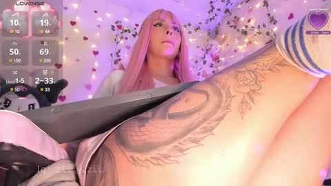    Independent Model online show from February 2025 02:07:02 AM