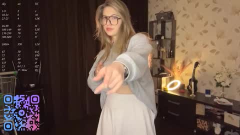 Mia online show from February 2026 04:57:01 PM