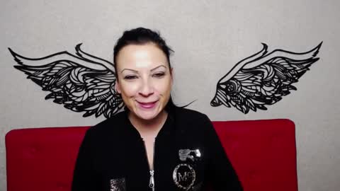 Snapshot of elizabethsho chatting on December 2024 03:58:01 AM ElizabethSho online show from December 2024 03:58:01 AM