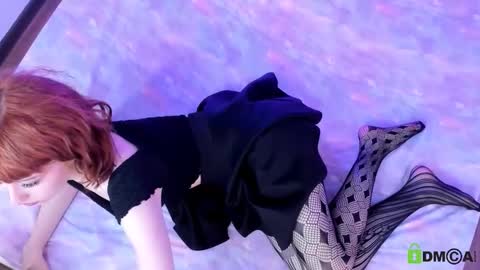 Eliza online show from September 2025 08:42:02 PM