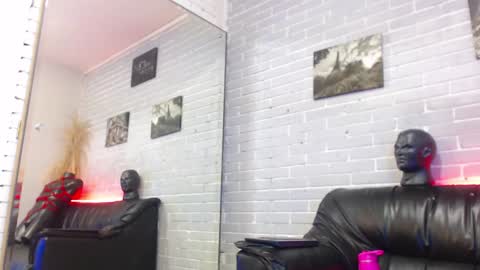   online show from December 2024 06:12:02 PM