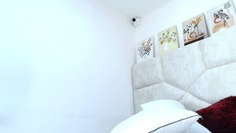 Eliza online show from November 2025 11:29:01 AM