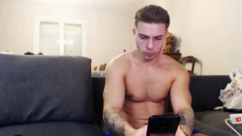 elkafit28 online show from January 2026 08:34:01 PM