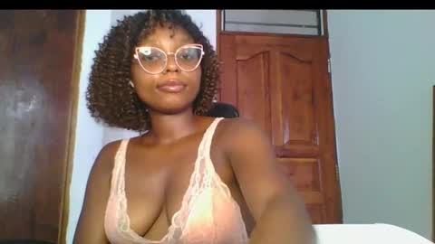 Ella online show from March 2025 10:48:01 AM