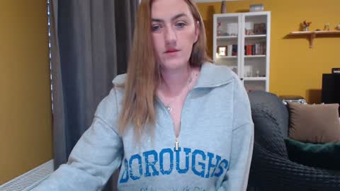 Snapshot of ella_max_live chatting on January 2025 06:47:01 AM Ella Max online show from January 2025 06:47:01 AM