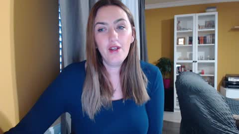 Snapshot of ella_max_live chatting on January 2025 06:33:01 AM Ella Max online show from January 2025 06:33:01 AM