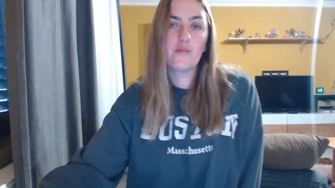 Snapshot of ella_max_live chatting on February 2025 06:56:02 AM Ella Max online show from February 2025 06:56:02 AM