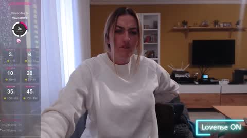 Snapshot of ella_max_live chatting on October 2025 07:05:02 AM Ella Max online show from October 2025 07:05:02 AM