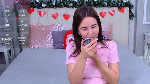 Ella online show from March 2025 04:21:01 AM