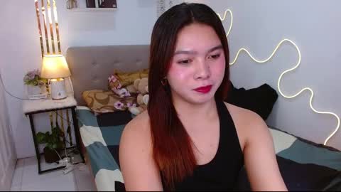 ELLAH online show from October 2025 11:40:01 AM