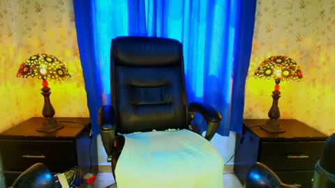 ellajanes online show from January 2026 05:15:01 PM