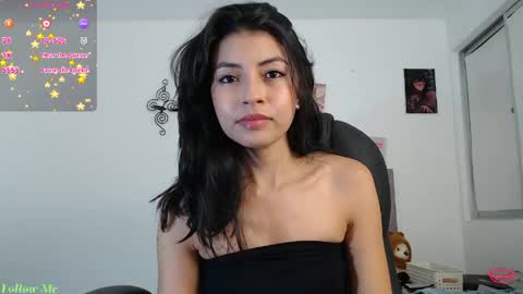 Snapshot of ellajonz chatting on June 2026 03:52:02 AM Ella Amoneth online show from June 2026 03:52:02 AM