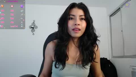 Snapshot of ellajonz chatting on July 2026 01:14:01 AM Ella Amoneth online show from July 2026 01:14:01 AM