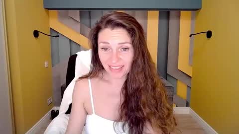 EllaLongs online show from February 2025 06:38:01 PM