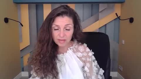 EllaLongs online show from September 2025 11:33:02 AM