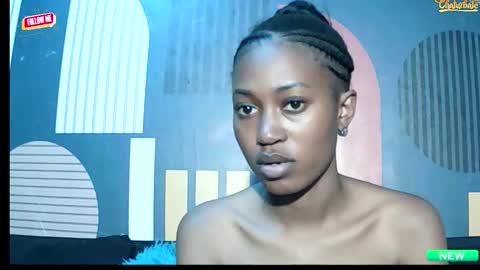 Ellanda Dolly online show from December 2025 03:34:01 AM