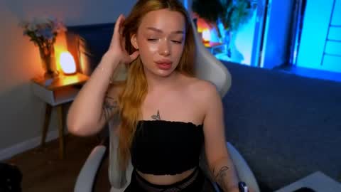 Snapshot of ellatwox chatting on May 2026 06:00:02 AM Ella online show from May 2026 06:00:02 AM