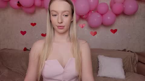 elldiana online show from February 2026 06:43:02 AM